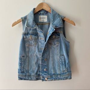 Eighty Two Jean Jacket Button Vest size small